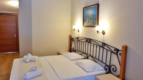 Imagen de la habitación del Alados Otel, Turgut. Foto 8