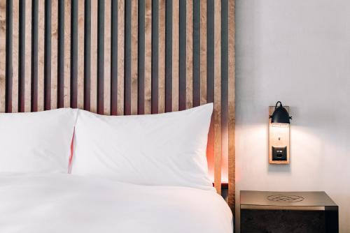 Imagen de la habitación del Ala&iuml;a Lodge, CRANS MONTANA . Foto 14