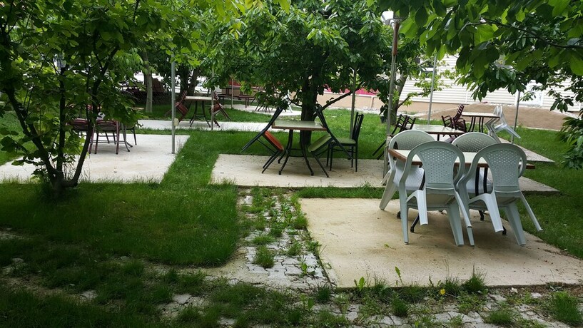 Imagen del bar/restaurante del Alanlar Alabalık Ve Otel. Foto 20