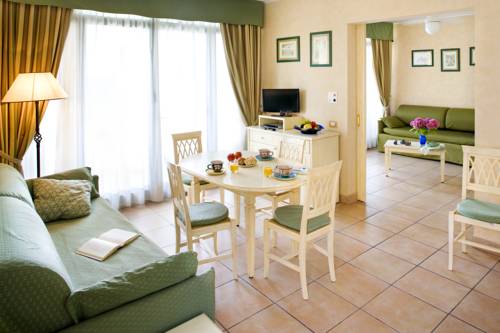 Imagen de la habitación del Alassio Holiday. Foto 13