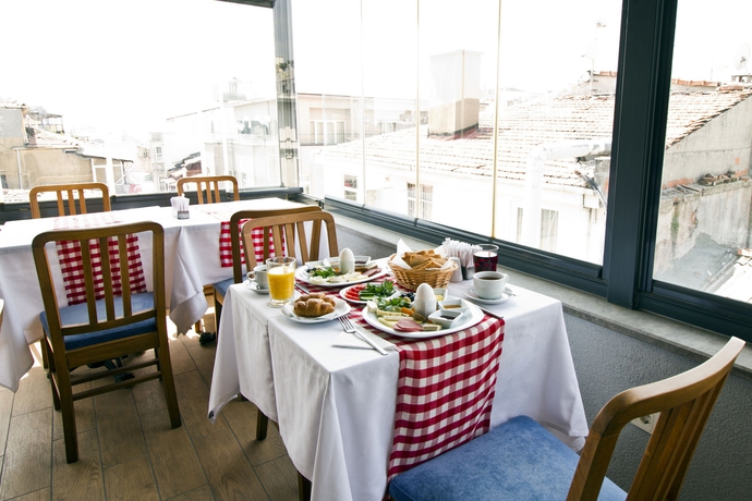 Imagen del bar/restaurante del Alba Hotel, Estambul. Foto 3