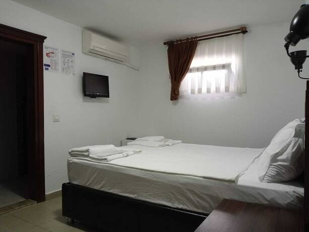 Imagen de la habitación del Albatros Hotel. Foto 12