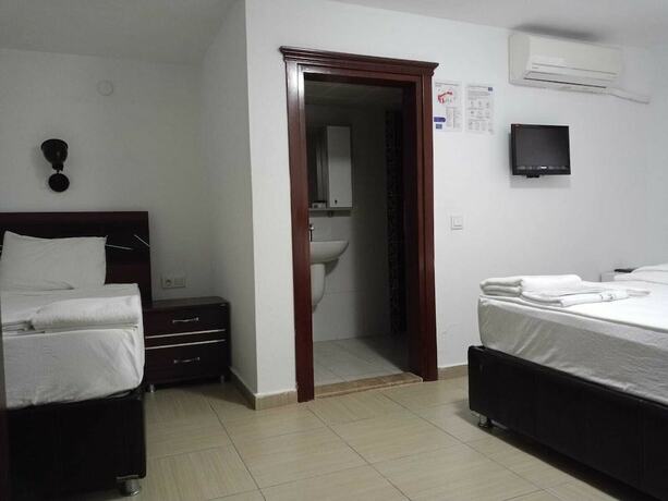 Imagen de la habitación del Albatros Hotel. Foto 14