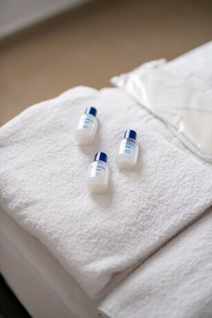 Imagen de la habitación del Albatros Hotel. Foto 15