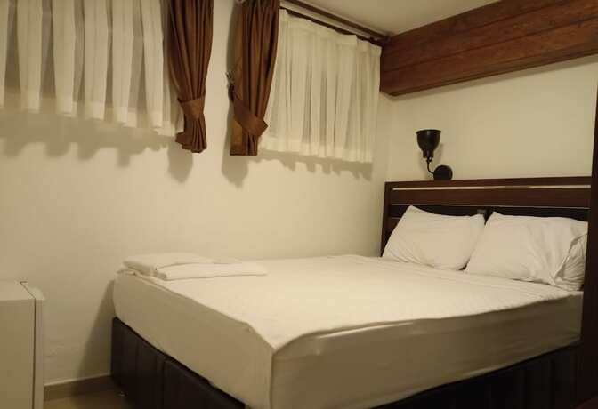 Imagen de la habitación del Albatros Hotel. Foto 16