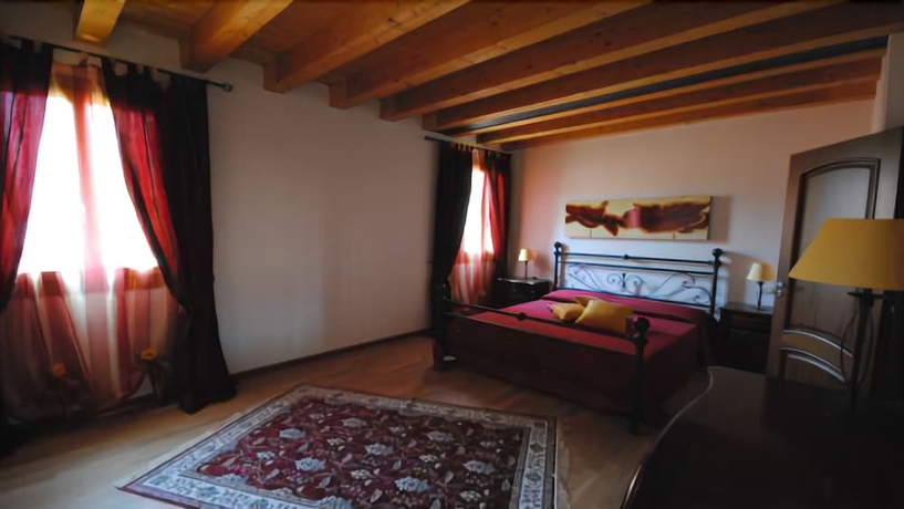 Imagen de la habitación del Alberghiera Venezia. Foto 16