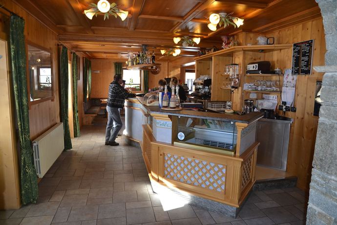 Imagen del bar/restaurante del Albergo 2000. Foto 5