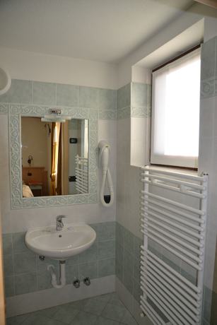 Imagen de la habitación del Albergo 2000. Foto 10