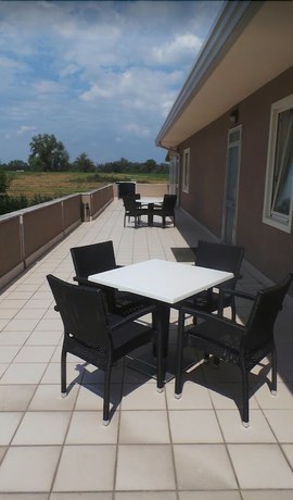 Imagen de los exteriores del Albergo Italia, Ca' Zuliani. Foto 14