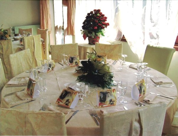 Imagen del bar/restaurante del Albergo La Perla Della Valle. Foto 5