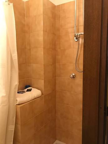 Imagen de la habitación del Albergo Meuble\' Olivi. Foto 6