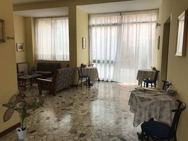 Imagen de los interiores del Albergo Meuble\' Olivi. Foto 20