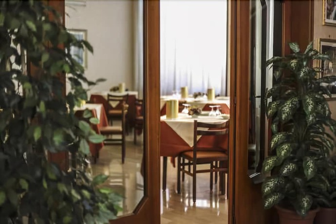 Imagen del bar/restaurante del Albergo Nord Roma. Foto 4