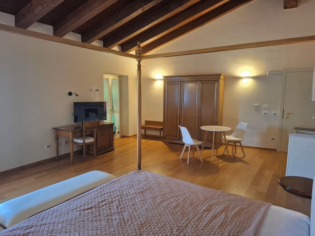 Imagen de la habitación del Albergo Palazzo Costa. Foto 5