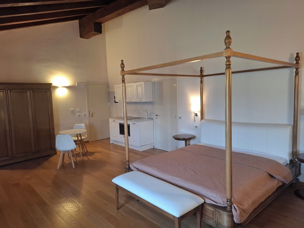 Imagen de la habitación del Albergo Palazzo Costa. Foto 12