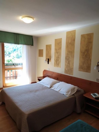 Imagen de la habitación del Albergo Ristorante Cacciatori. Foto 9
