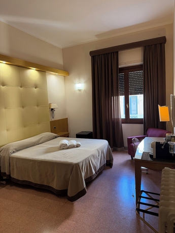Imagen de la habitación del Albergo Russo. Foto 2