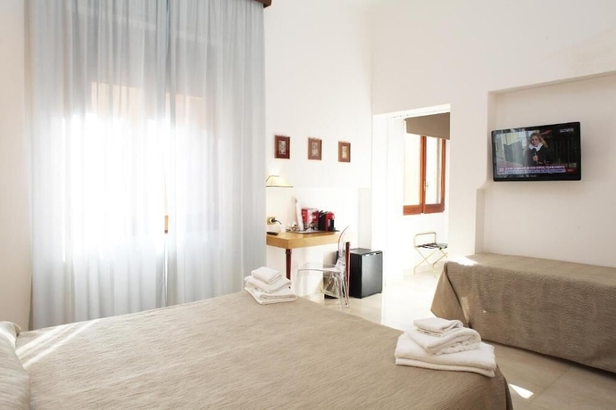 Imagen de la habitación del Albergo Russo. Foto 11