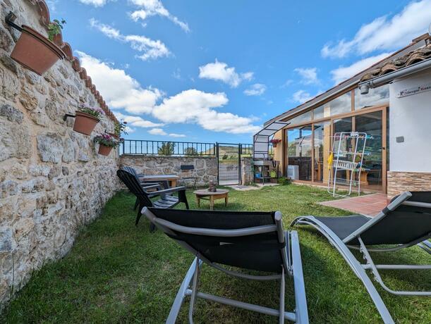 Imagen general del Albergue El Alfar/Pilgrim Hostel. Foto 21