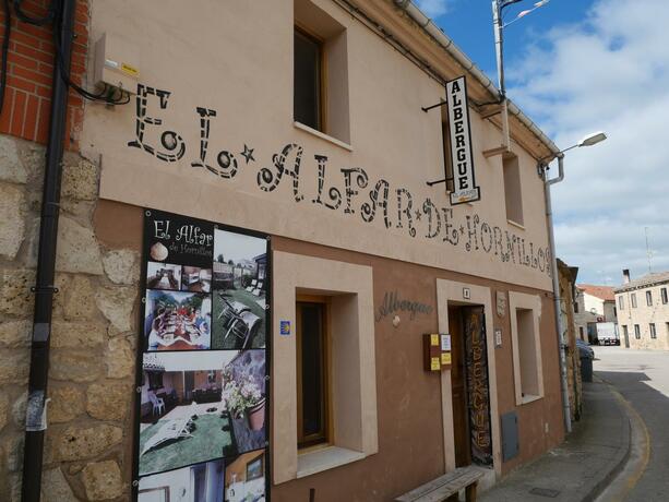 Imagen general del Albergue El Alfar/Pilgrim Hostel. Foto 26