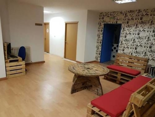 Imagen de los interiores del Albergue Juvenil Lug 2. Foto 11