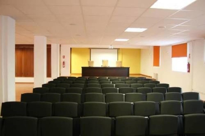 Imagen de los interiores del Albergue Juvenil Lug 2. Foto 14