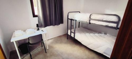 Imagen de la habitación del Albergue Rosa Molas. Foto 19