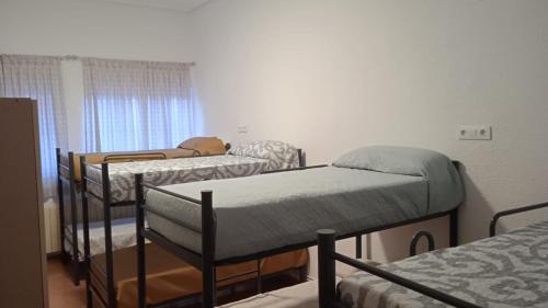 Imagen de la habitación del Albergue Rural David Broncano. Foto 10