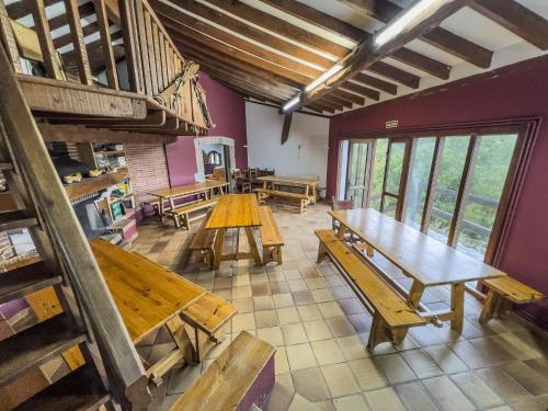 Imagen de la habitación del Albergue de Cabañes. Foto 20