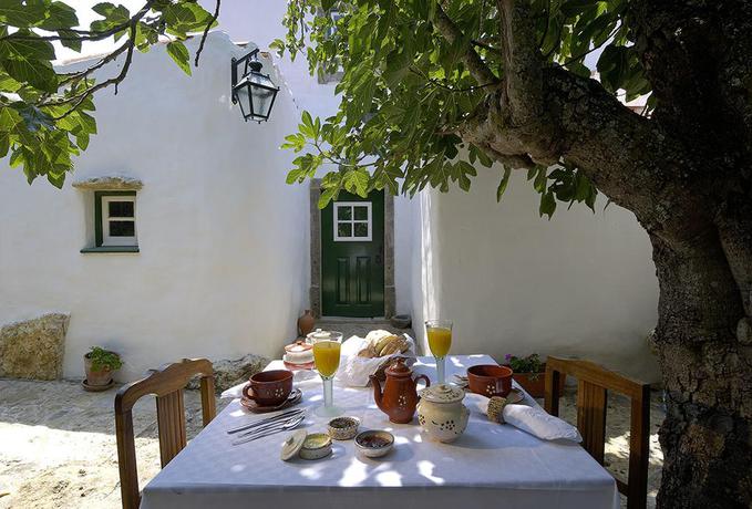 Imagen de los exteriores del Aldeia Da Mata Pequena-Turismo e Lazer Lda. Foto 10