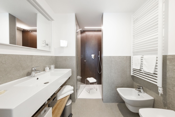 Imagen de la habitación del Alea Garda Lake Suite. Foto 9