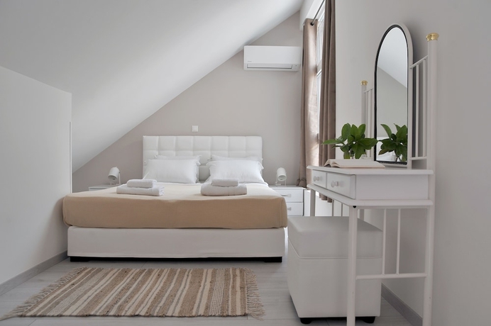 Imagen de la habitación del Alekos Suites, Free 24H Transportation To Airport. Foto 12