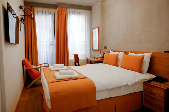 Imagen de la habitación del Aleksandr Pera Hotel. Foto 6