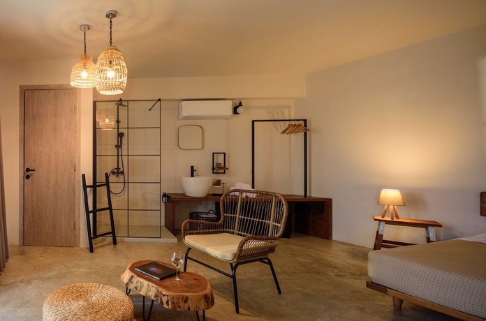 Imagen de la habitación del Aletri Swim Up Boutique Hotel. Foto 1
