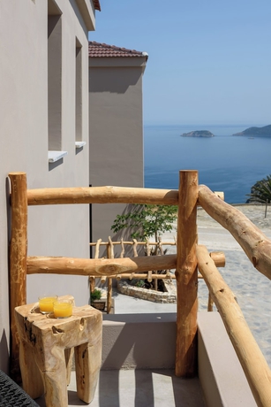 Imagen de la habitación del Aletri Swim Up Boutique Hotel. Foto 4