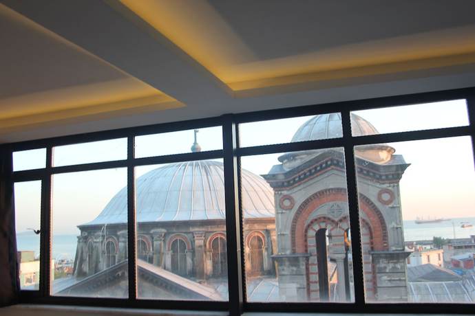 Imagen de la habitación del Alf Hotel. Foto 7