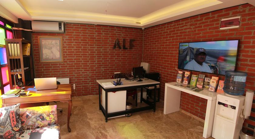 Imagen de los interiores del Alf Hotel. Foto 19