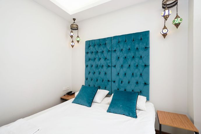 Imagen de la habitación del Alf Hotel. Foto 16