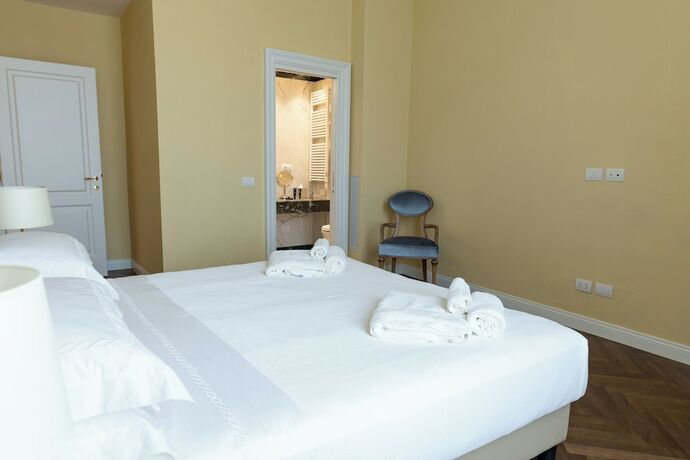 Imagen de la habitación del Algil&agrave; Firenze Luxury Apartments. Foto 13