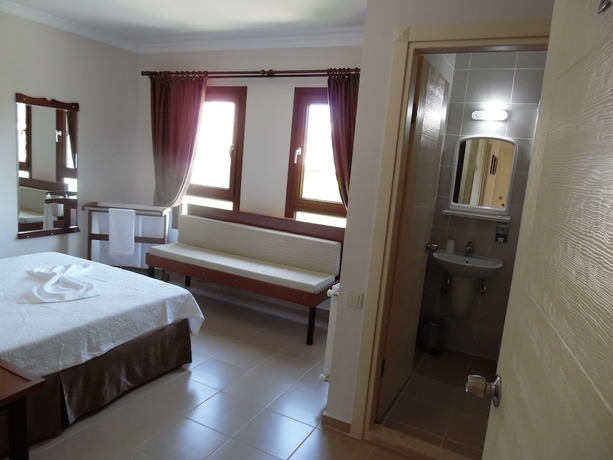 Imagen de la habitación del Alibeyhan Otel. Foto 10