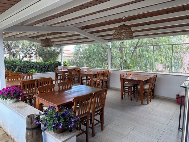 Imagen de los exteriores del Alibeyhan Otel. Foto 16
