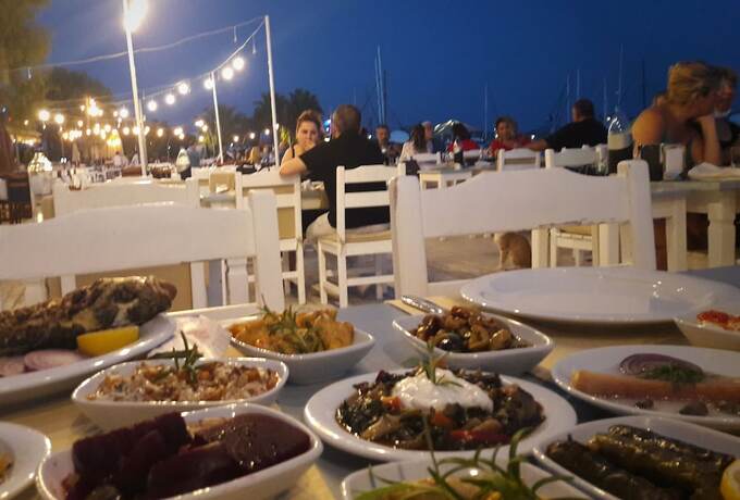Imagen general del Ali\'s Hotel Beach. Foto 2