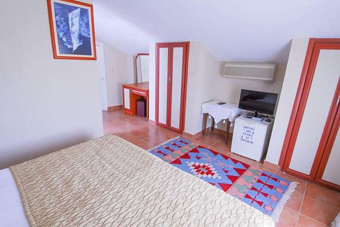 Imagen de la habitación del Alize Hotel. Foto 13
