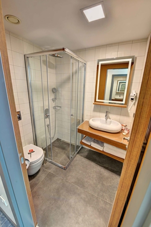 Imagen de la habitación del All Inn Hotel. Foto 4