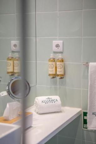 Imagen general del Alliança Suites 1909 - Porto. Foto 10