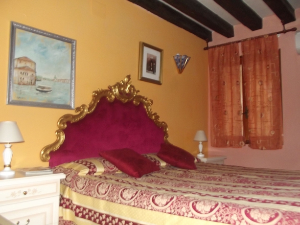 Imagen de la habitación del Alloggi Serena. Foto 4
