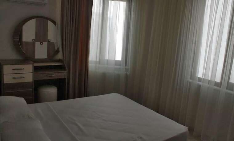 Imagen de la habitación del Almasa Suite Aparts. Foto 16