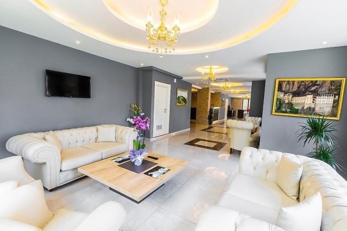 Imagen de los interiores del Almercan Hotel Suite. Foto 18