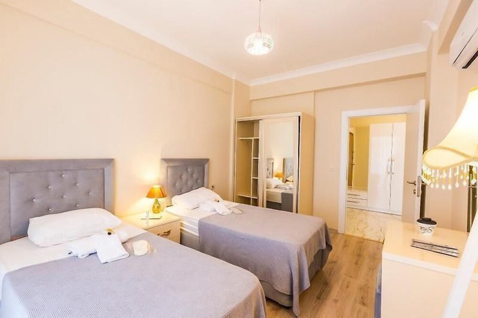 Imagen de la habitación del Almercan Hotel Suite. Foto 8