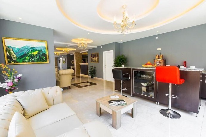 Imagen de los interiores del Almercan Hotel Suite. Foto 20